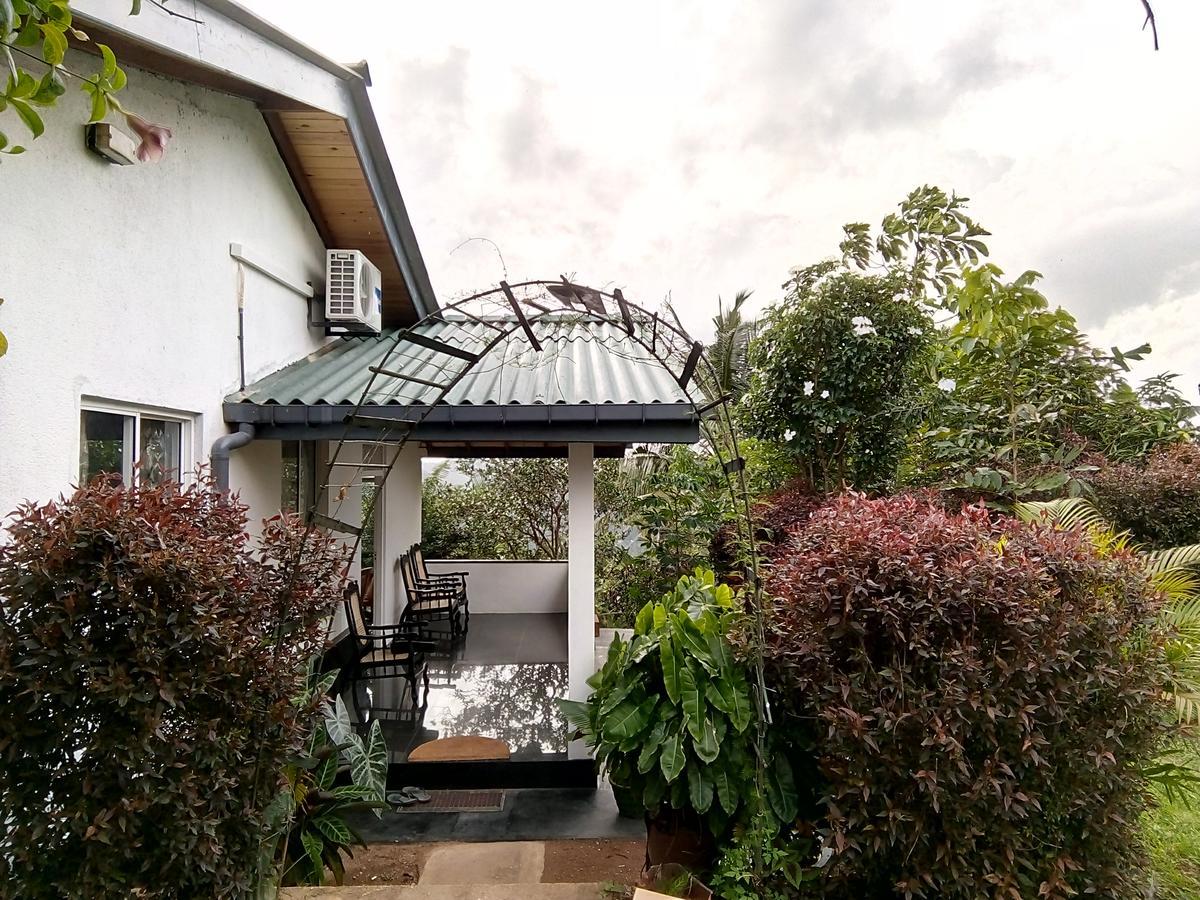Primrose Hill Holiday Bunglow Канди Экстерьер фото