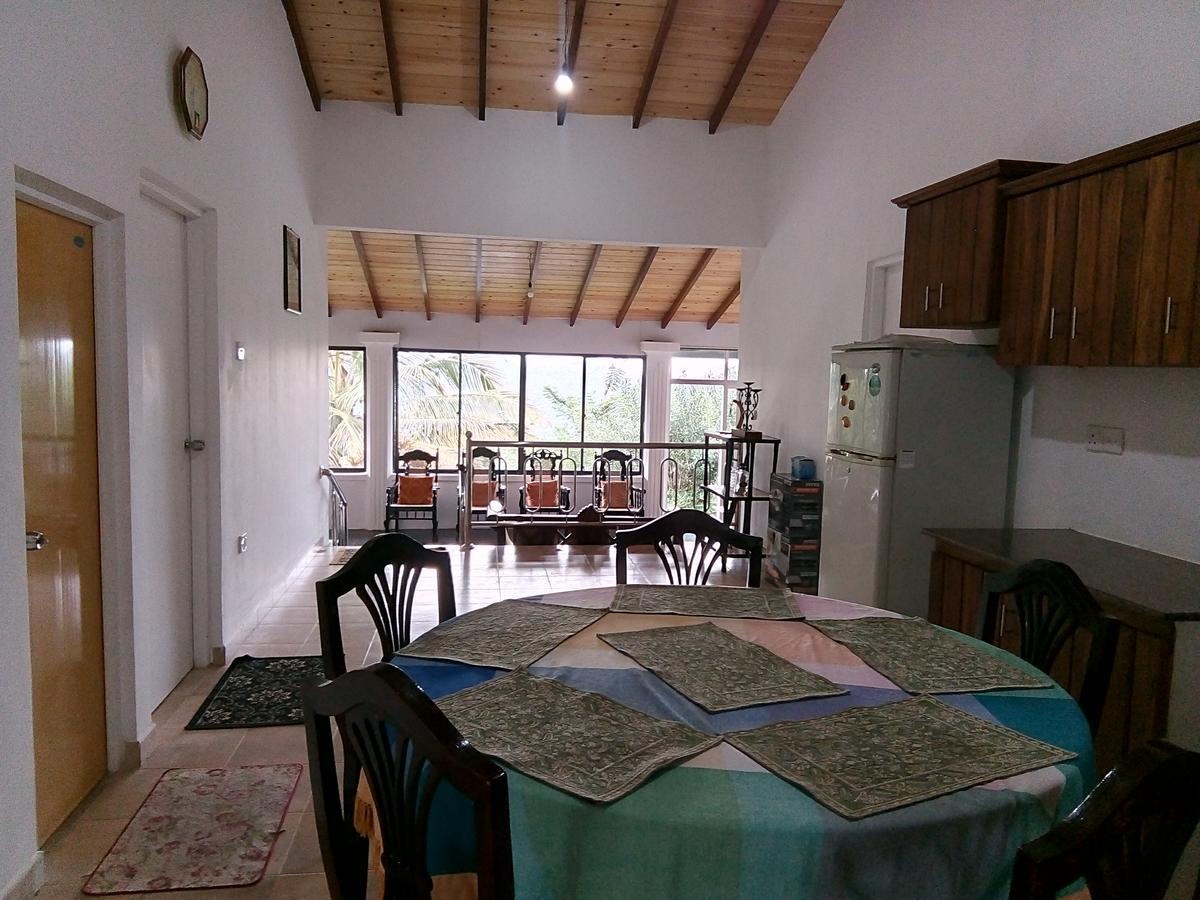 Primrose Hill Holiday Bunglow Канди Экстерьер фото